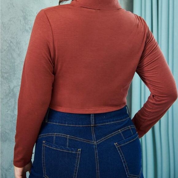 Shein Plus Button Down Ruched Crop Top Size 3X - Picture 2 of 9